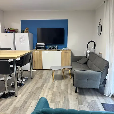 Maison Cuisine Equipee Et Jardin Potager بيت للعطل *